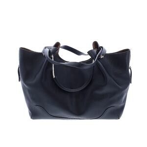 Elegant Black Leather Shoulder Bag